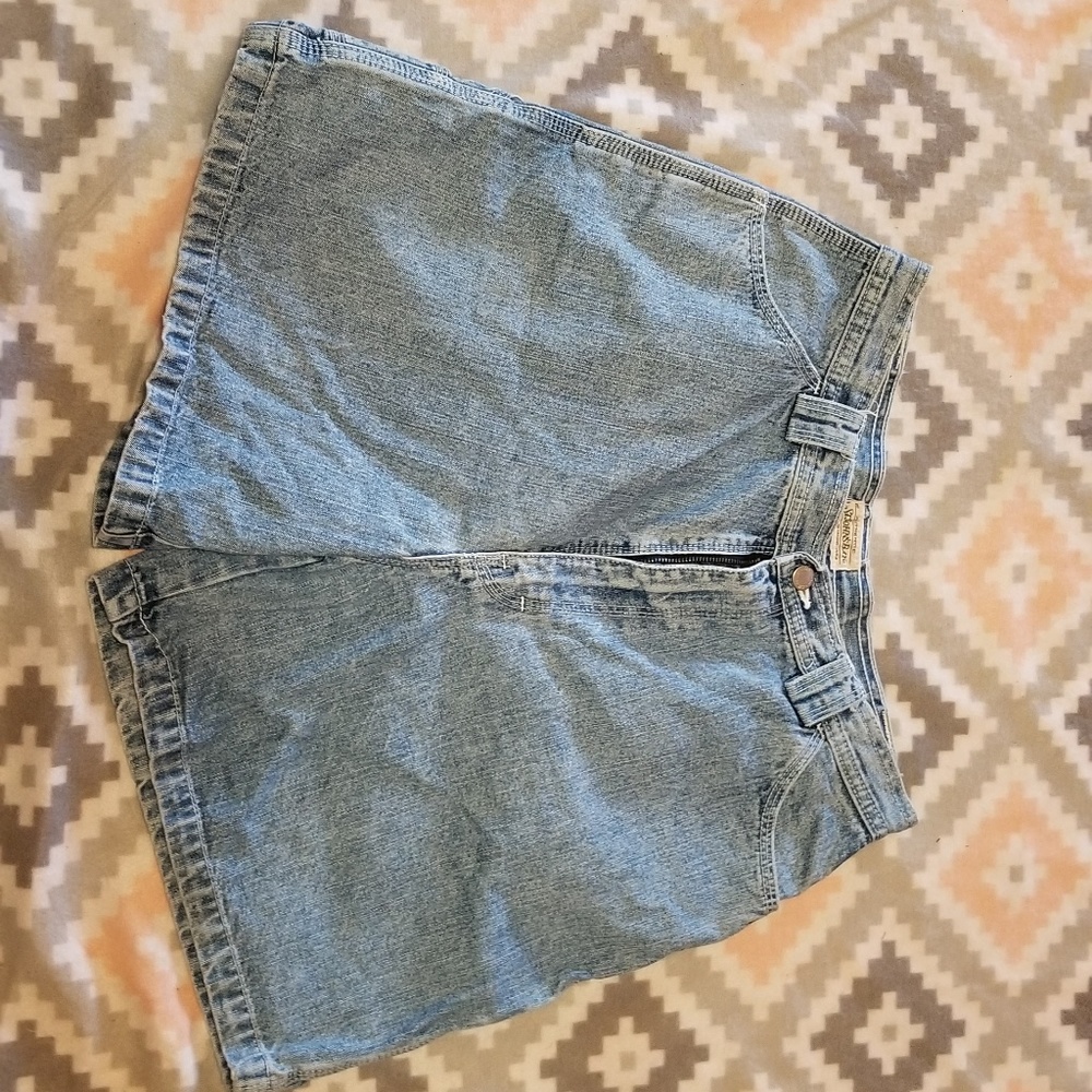 St. John's Bay carpenter shorts